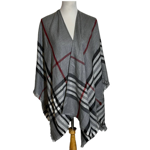 V. FRAAS Jackets & Blazers - V. FRAAS Plaid Ruana Open Poncho Wrap One Size NWT
